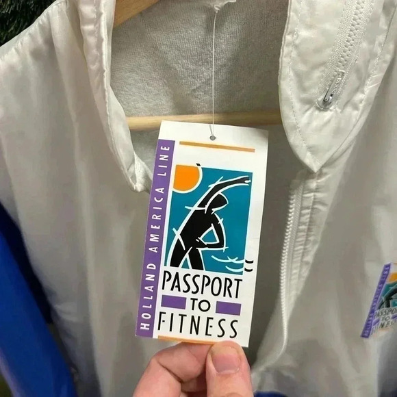 Vintage NWT Passport  To Fitness Active Light Jacket - Picture 4 of 5